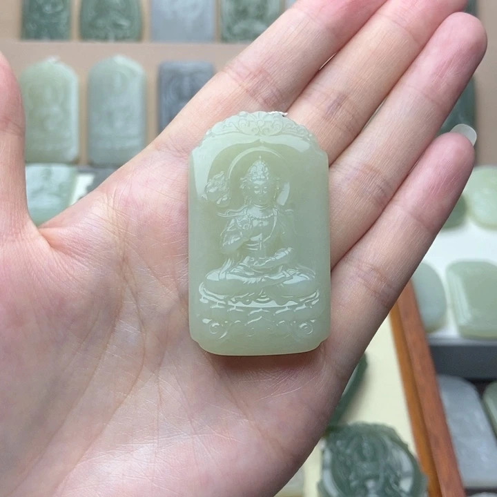 风***城颈饰未镶嵌和田玉