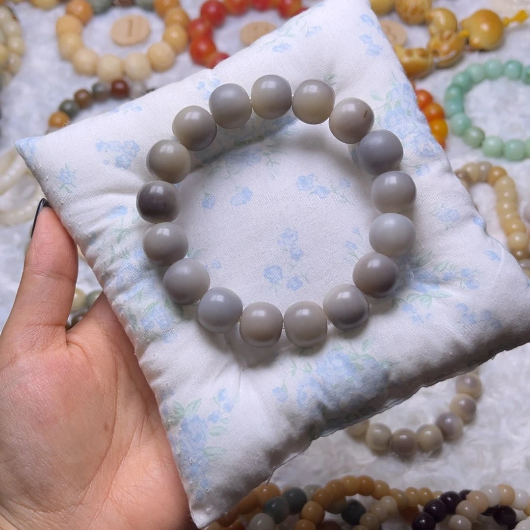 菩提根/象牙果手串783个别有瑕