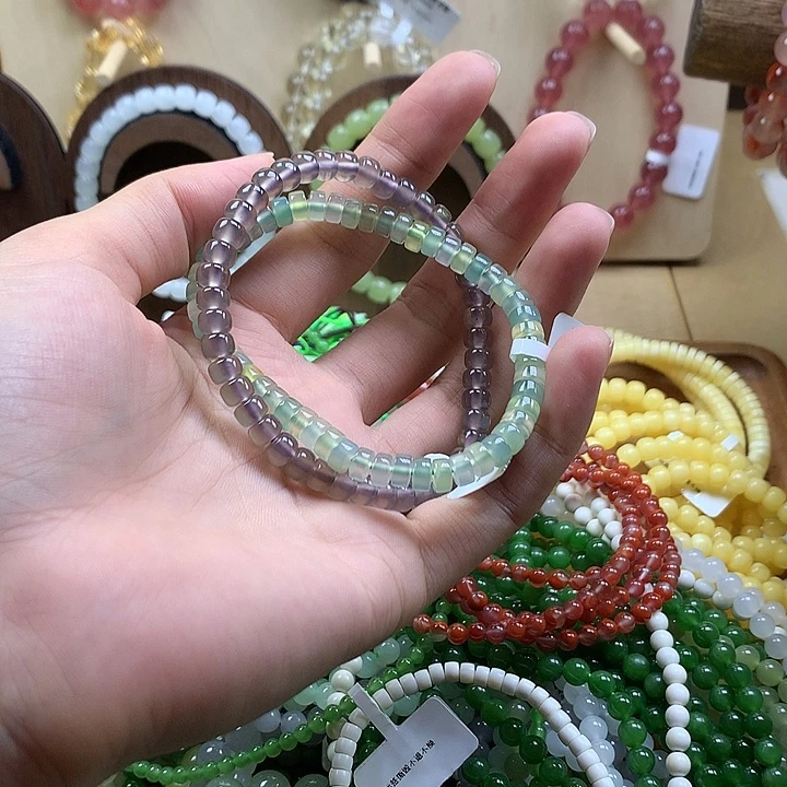 联***姐未镶嵌手链和田玉