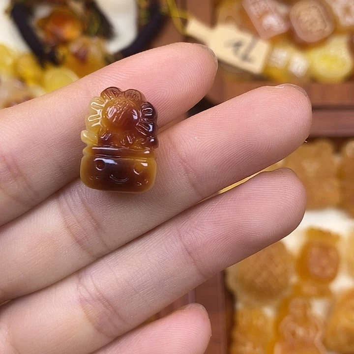 吊坠橄榄核向日葵盆栽69