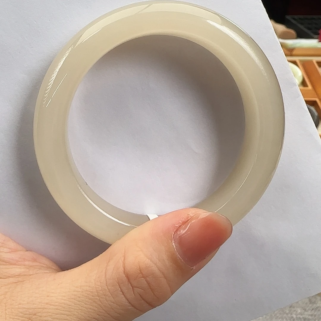 和田玉未镶嵌手镯小轮胎冰藕粉54