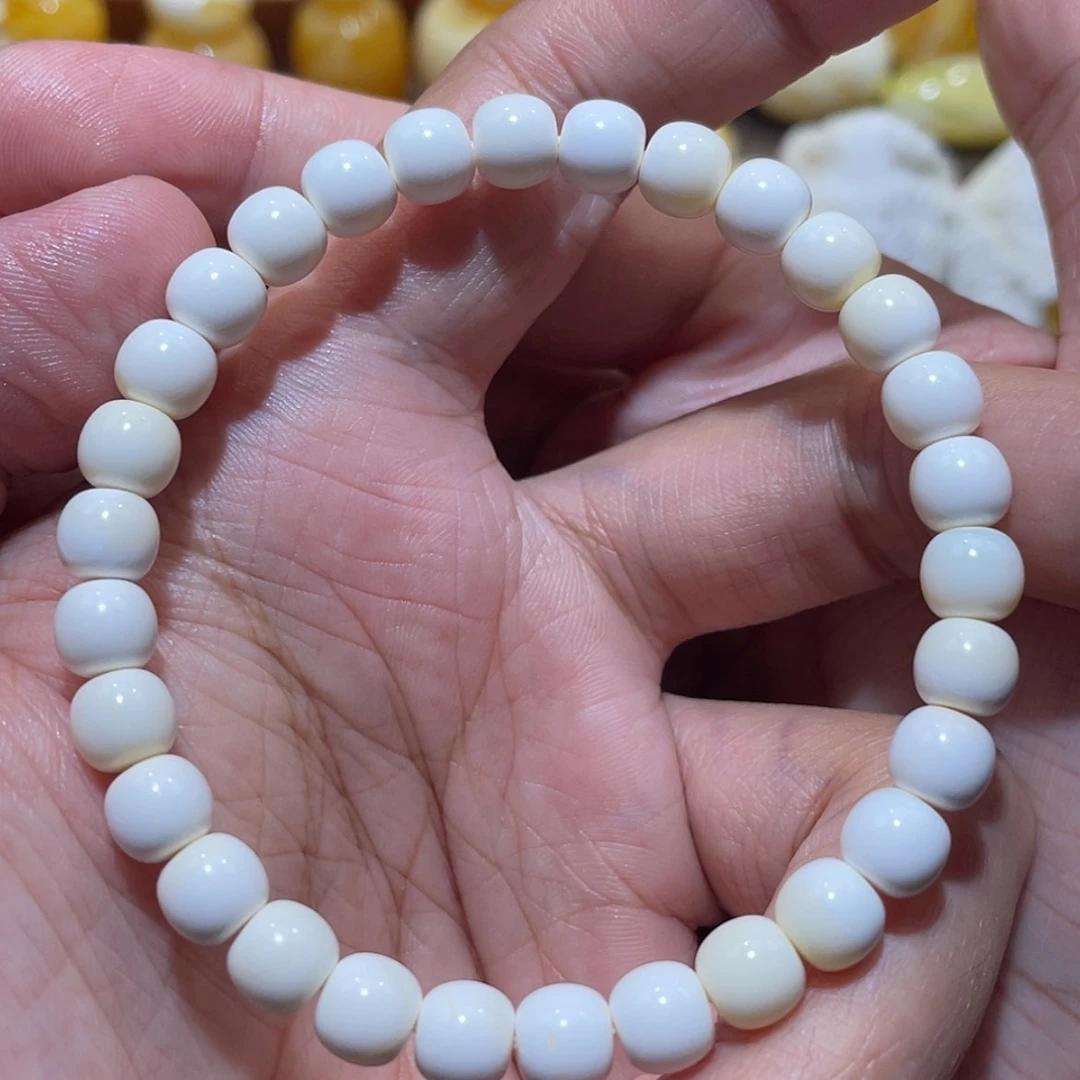 【闪购商品】裸石琥珀未镶嵌昆*琥珀蜜蜡