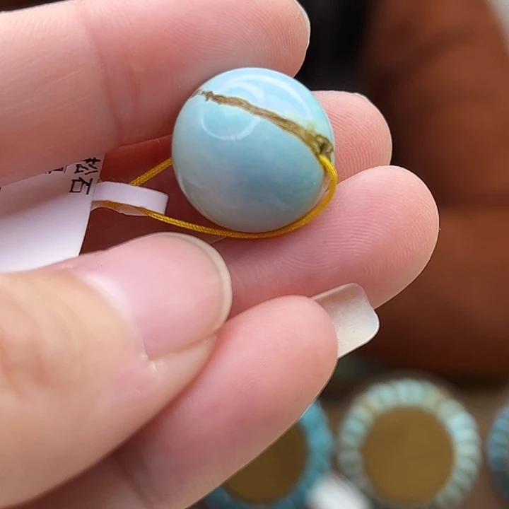 绿松石未镶嵌原矿