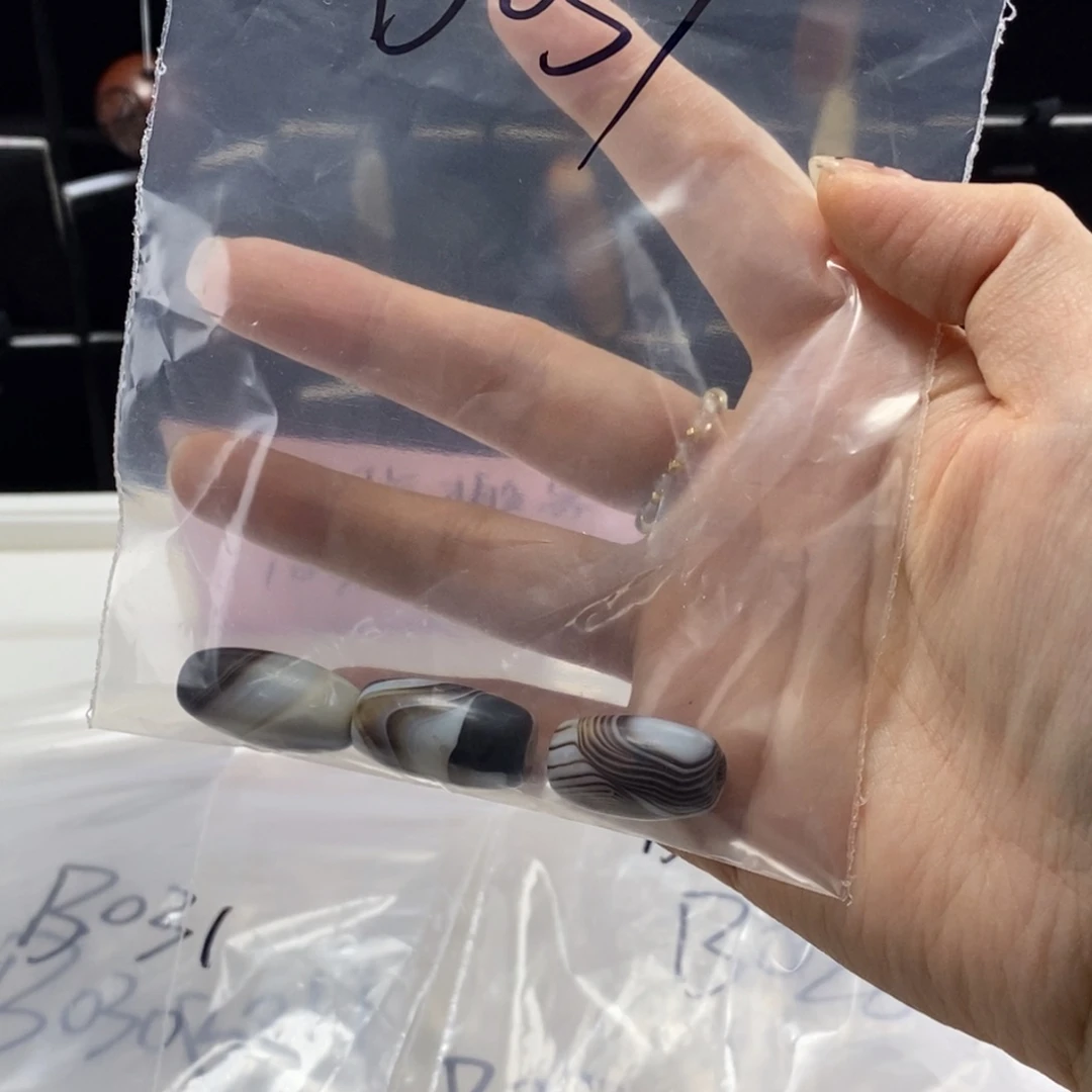 往***彩合金玛瑙/玉髓珠宝半成品