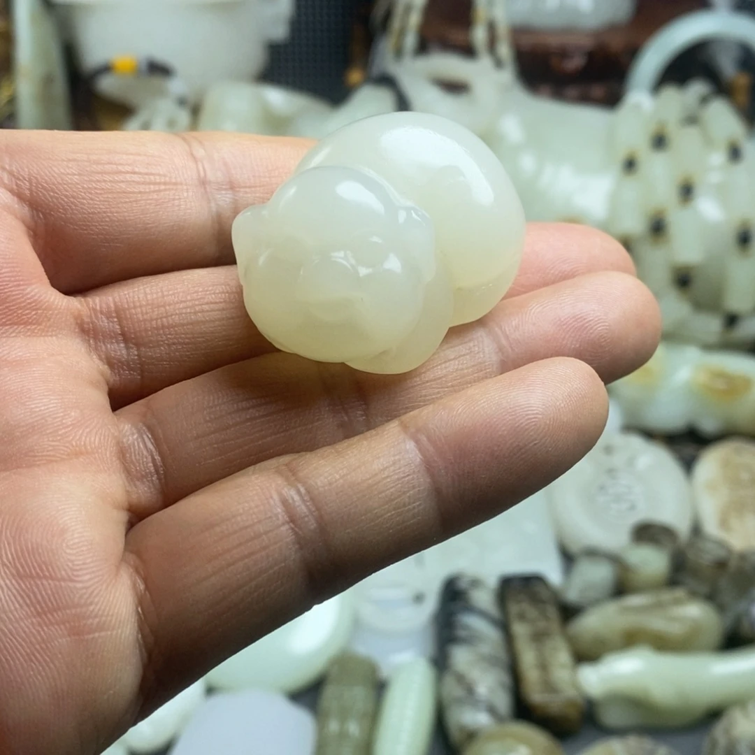 和田玉（糖玉）未镶嵌颈饰