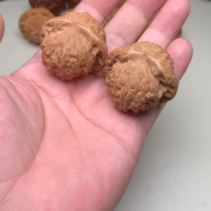 吊坠文玩核桃血凤凰42