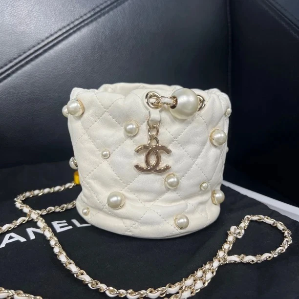 95新 Chanel/香奈儿 捐金沉珠/珍珠白色链条单肩包