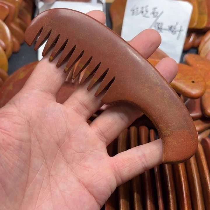 红砭石精品款长把梳子