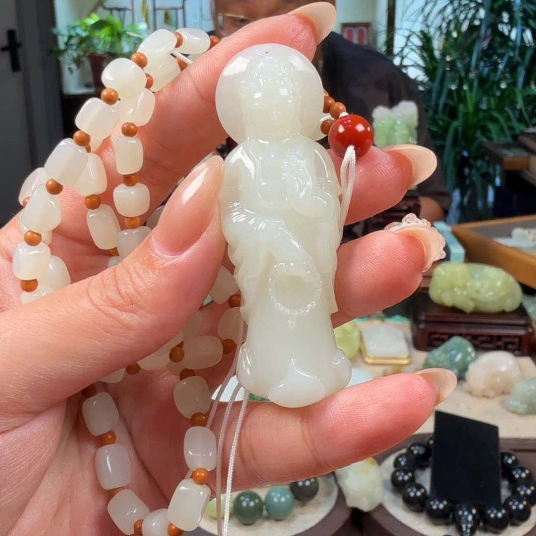 和田玉未镶嵌颈饰莫*