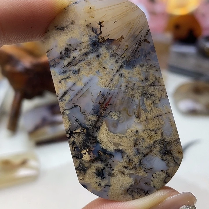 玛瑙/玉髓未镶嵌珠宝奇石