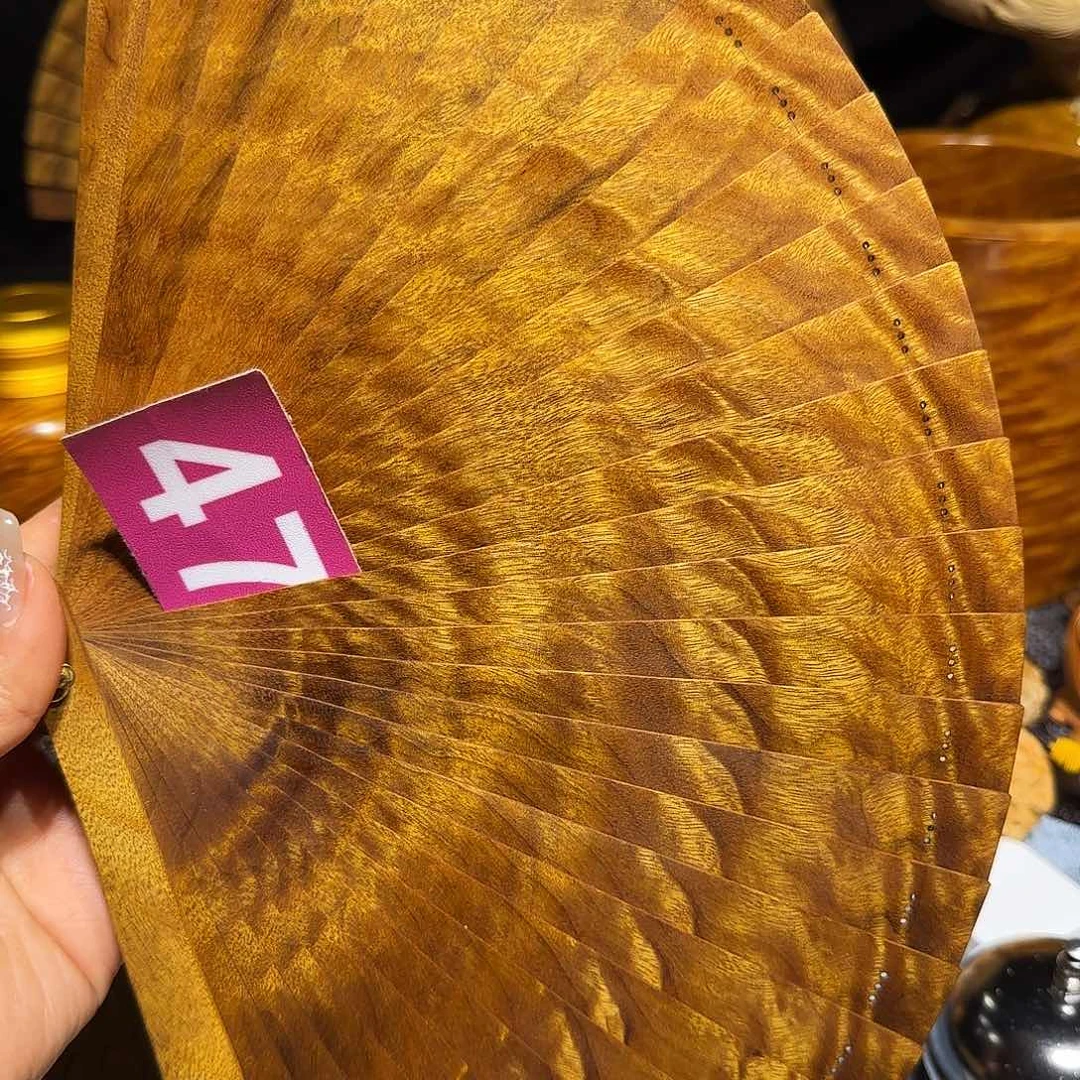 金丝楠小***3金丝楠手把件