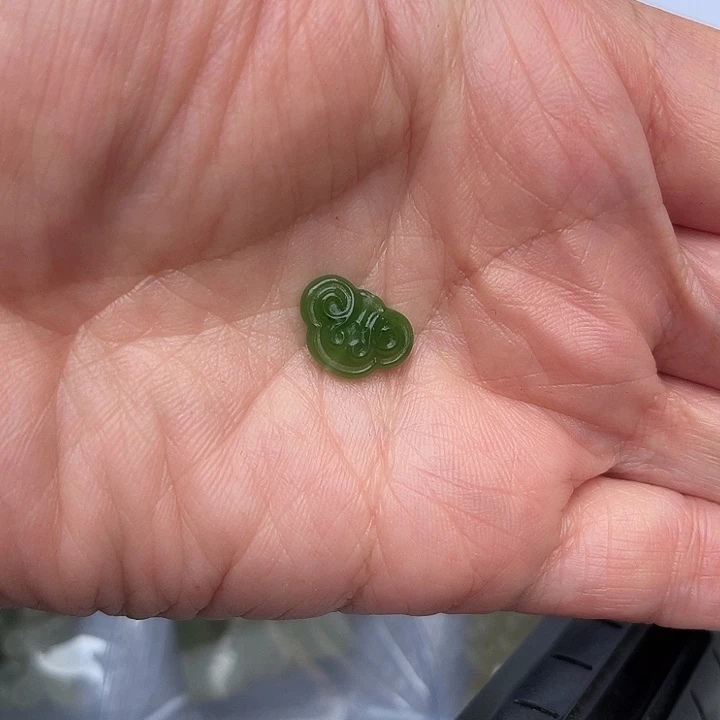 和田玉未镶嵌颈饰名***风