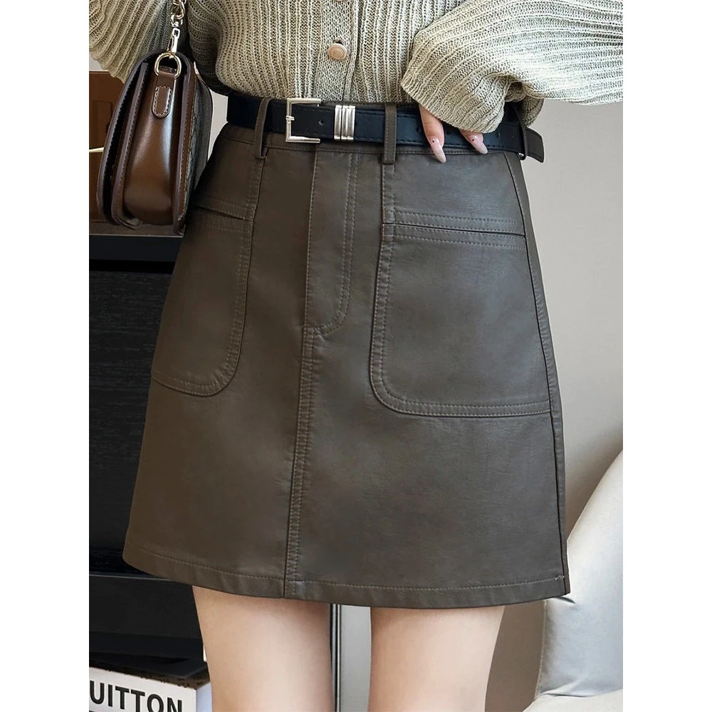 短款皮裙A字半身裙女2024秋冬新款爆款高腰显瘦a字包臀哑光pu裙子