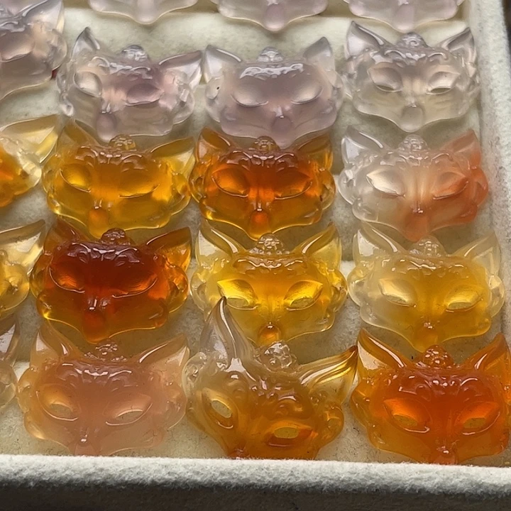玛瑙/玉髓未镶嵌玛瑙狐狸面具