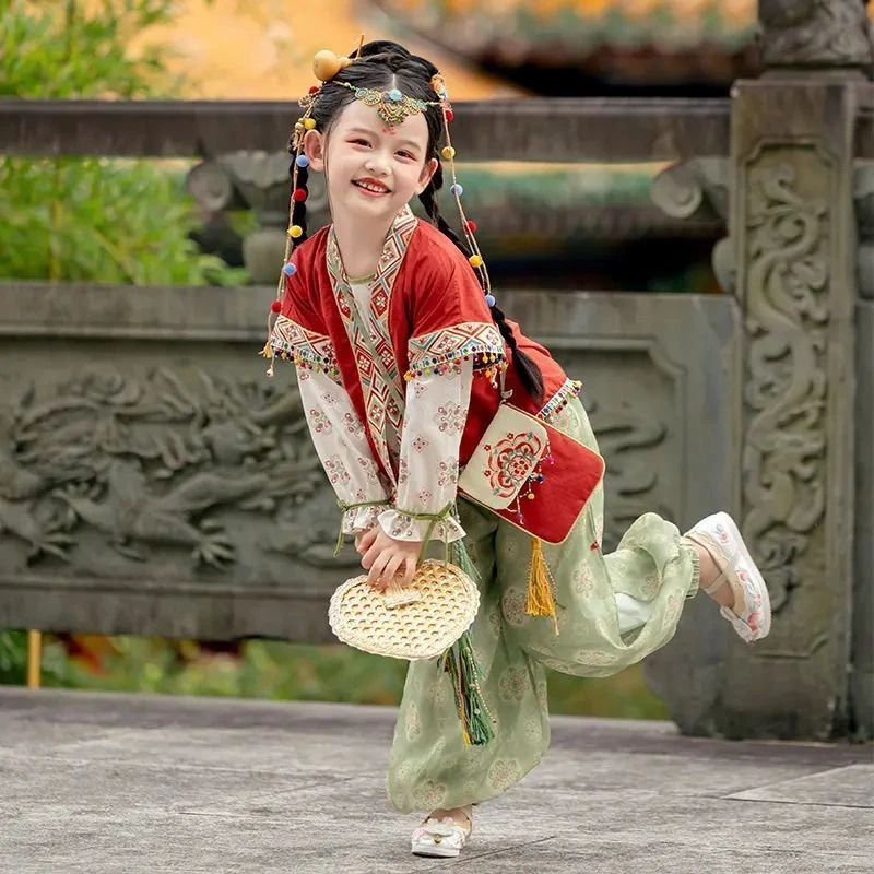 女童汉服2025新款古风套装国风中式儿童洋气民族三件套超仙套装女