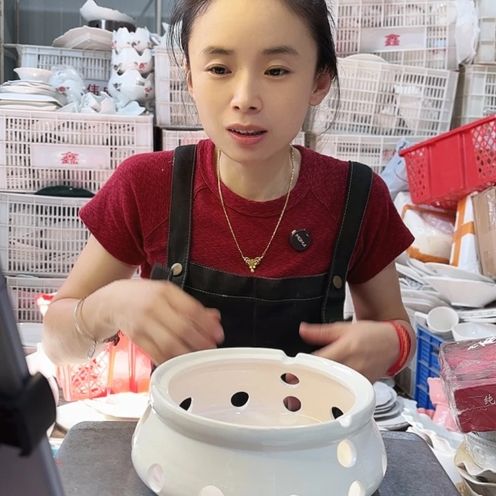 盘微瑕产品………福宝炉子一个