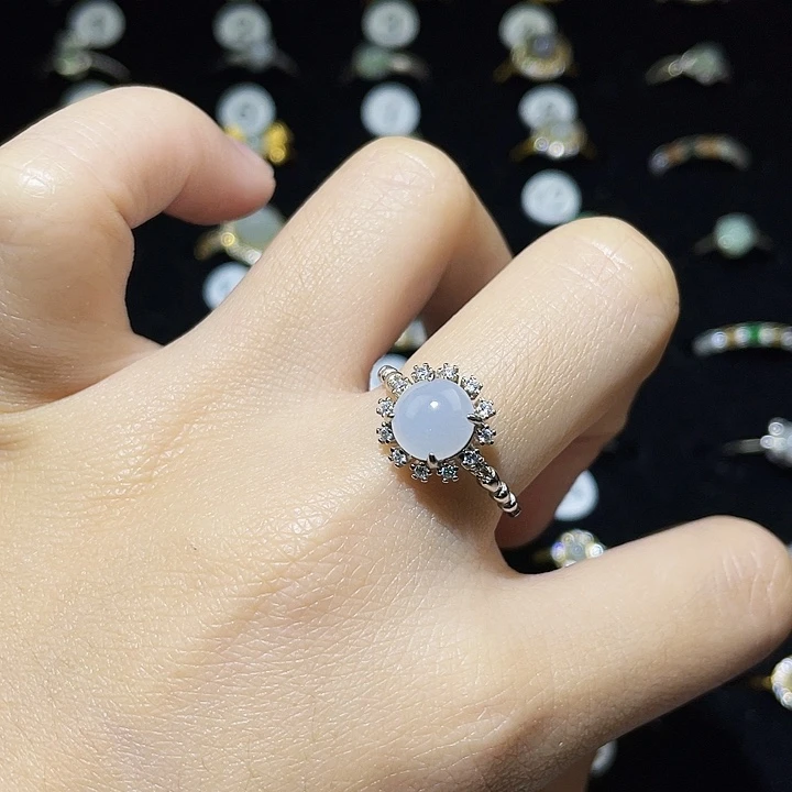 翡翠未镶嵌戒指戒指