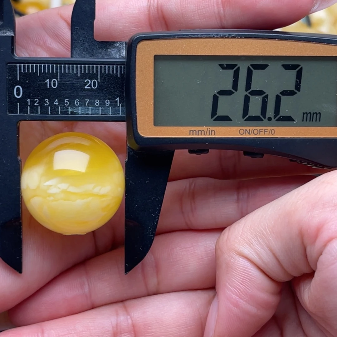 琥珀未镶嵌裸石蜜蜡圆珠笑