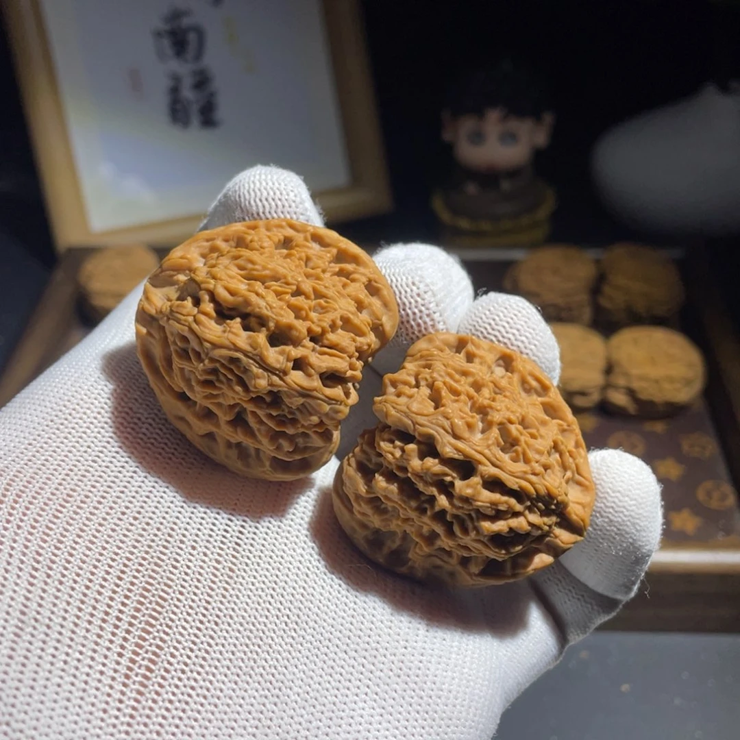 文玩核桃吊坠孤*核桃