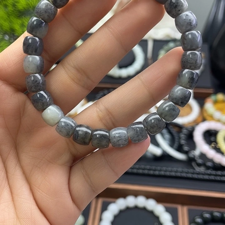 和田玉未镶嵌手串