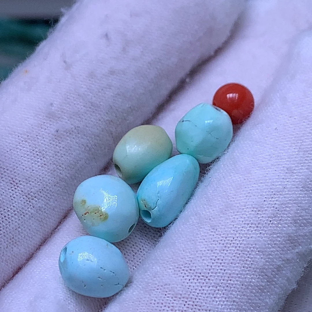 南红玛瑙未镶嵌珠宝奇石