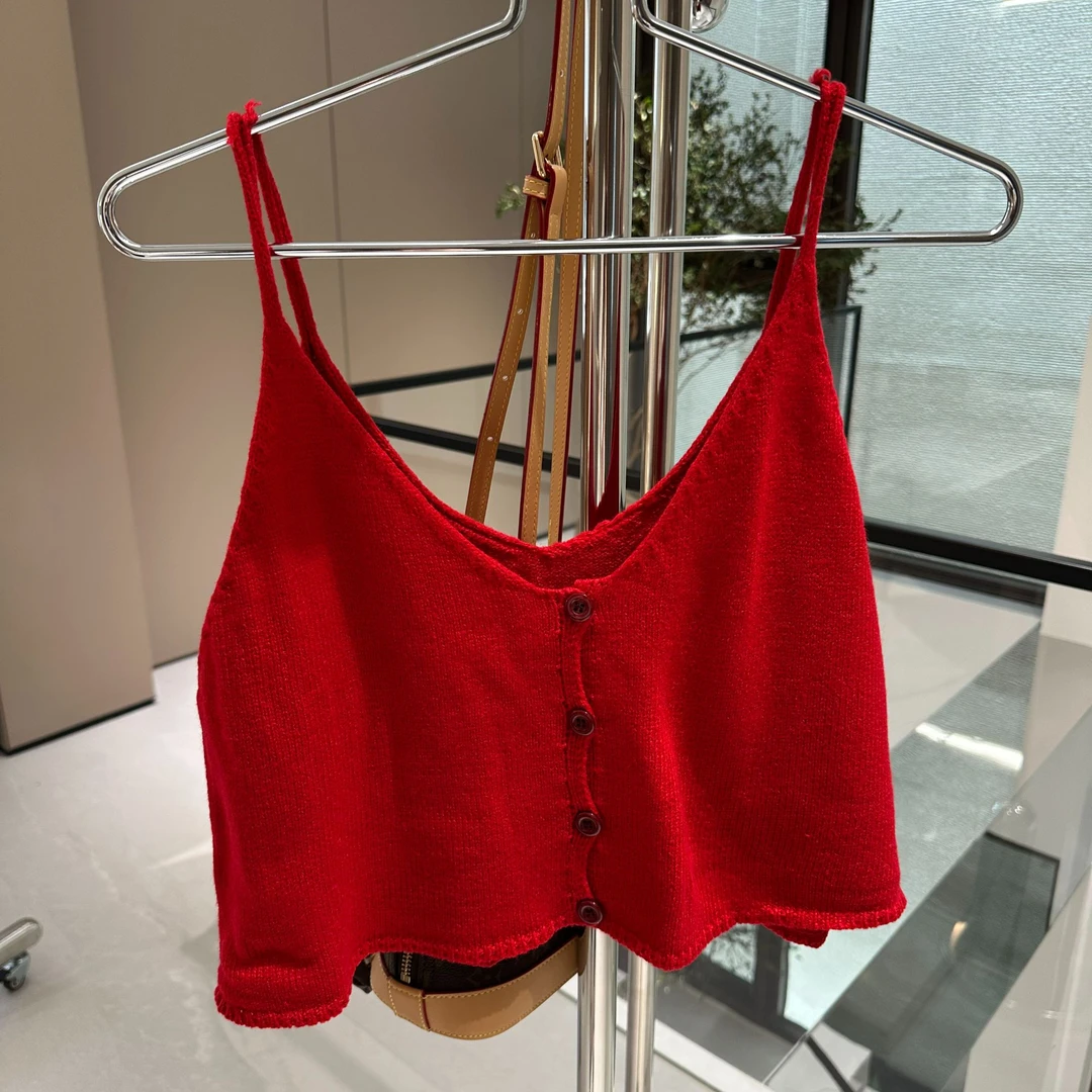 YX六 BX202502235新款红色针织吊带背心时尚百搭