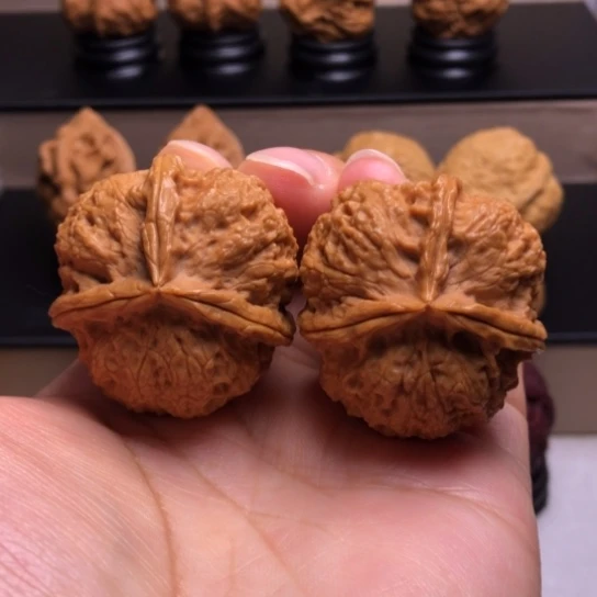 文玩核桃把件七星三楞19