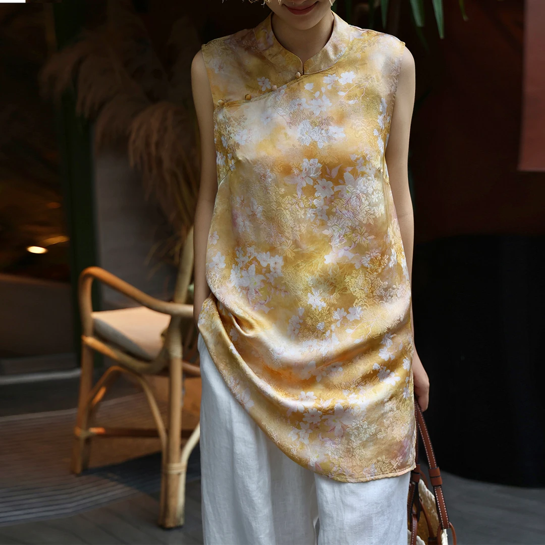 48912  国风新中式2025超火减龄黄色上衣特别漂亮的掐腰背心女夏