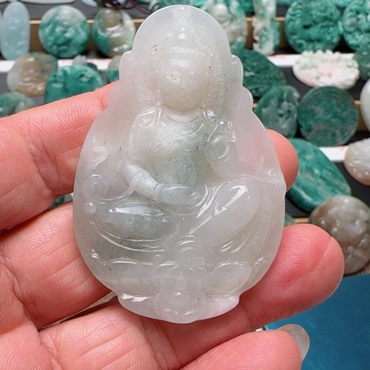 独山玉未镶嵌颈饰