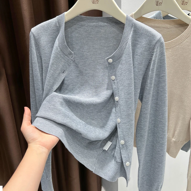 韩系独特针织开衫配裙子秋季长袖披肩外搭罩衫超好看女士宽松上衣