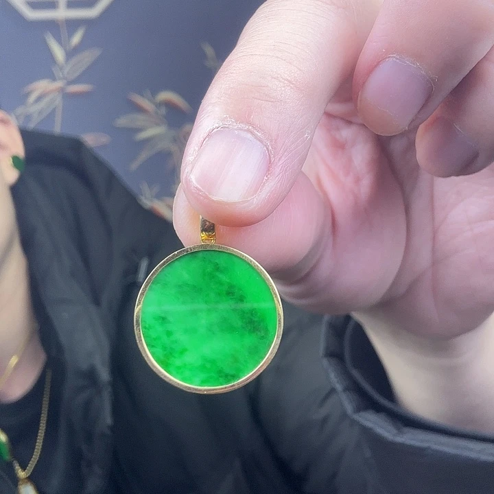 翡翠吊坠(不含链)18K金镶嵌特价 新年