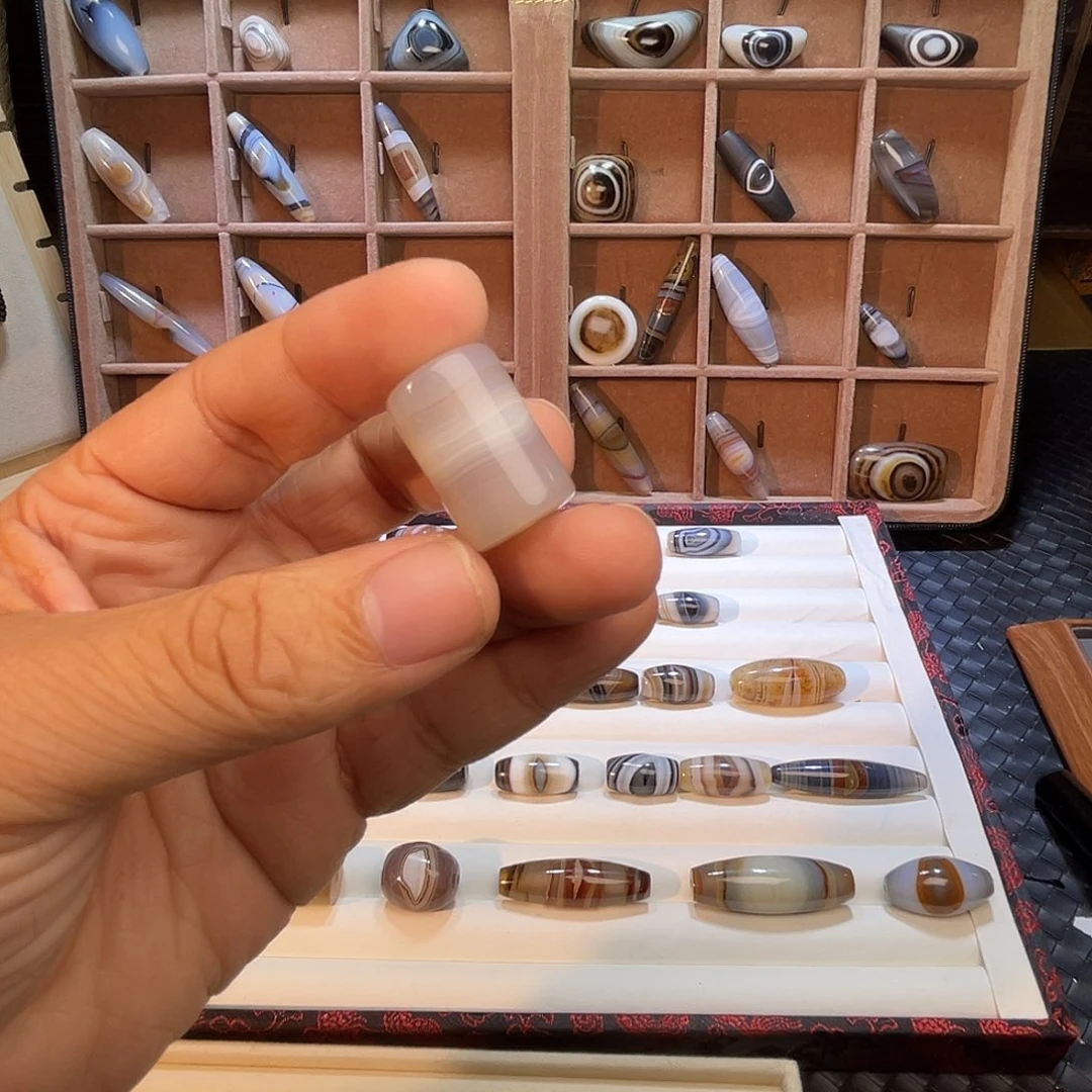 玛瑙/玉髓合金颈饰