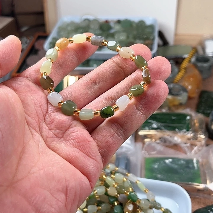 和田玉未镶嵌珠宝半成品