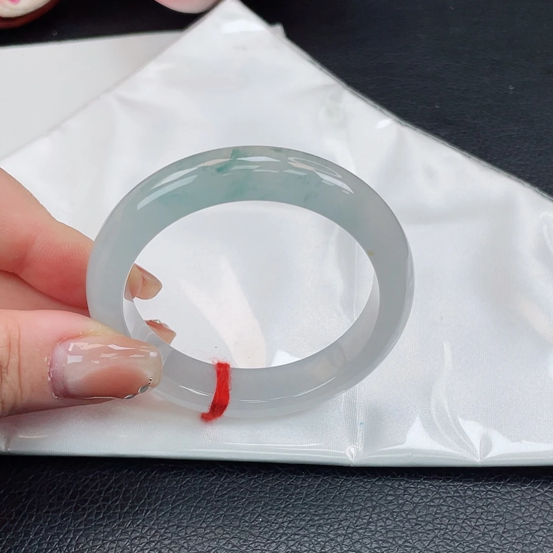 翡翠未镶嵌手镯50.4正圈冰种飘花