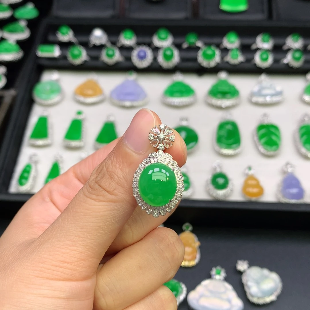 冬***首翡翠18K金镶嵌吊坠(不含链)