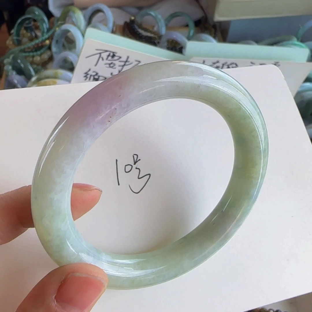 翡翠手镯未镶嵌老坑56.8圈见光更紫