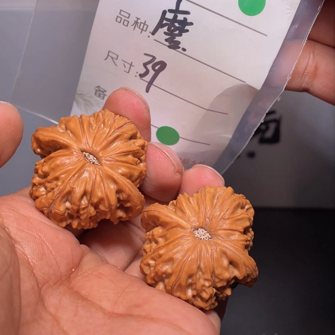 文玩核桃吊坠文玩核桃