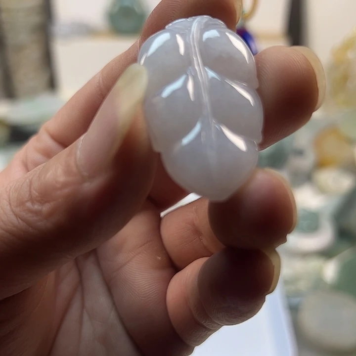 翡翠挂件未镶嵌瘾毛