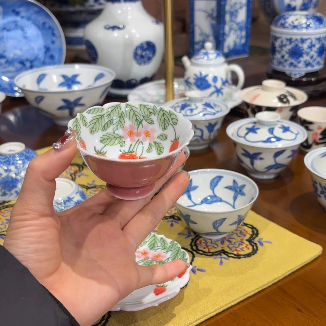 草莓杯……青花……青花