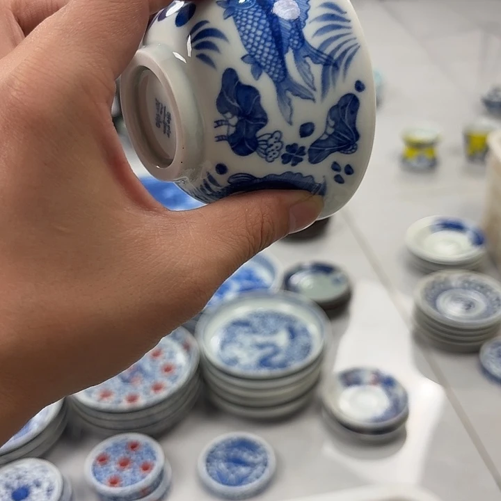 瓷片青花鱼藻大压手杯景德镇