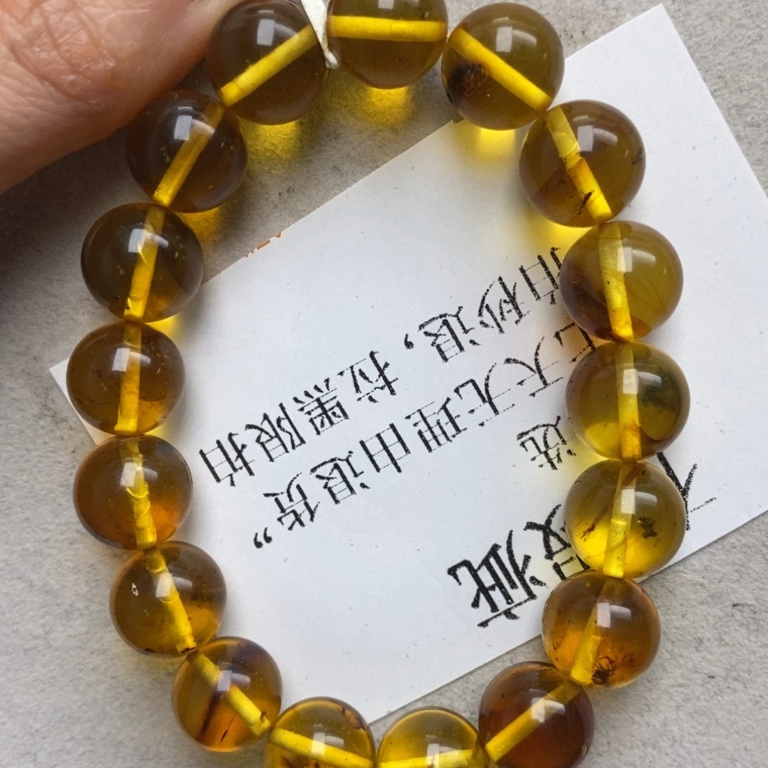 蜜蜡未镶嵌珠宝奇石