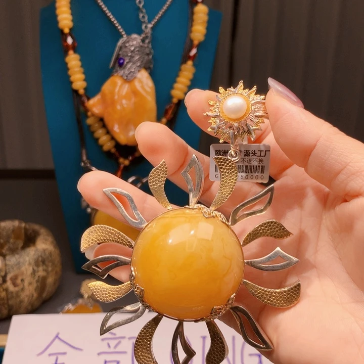 涵***兮琥珀颈饰未镶嵌波兰设计款琥珀蜜蜡