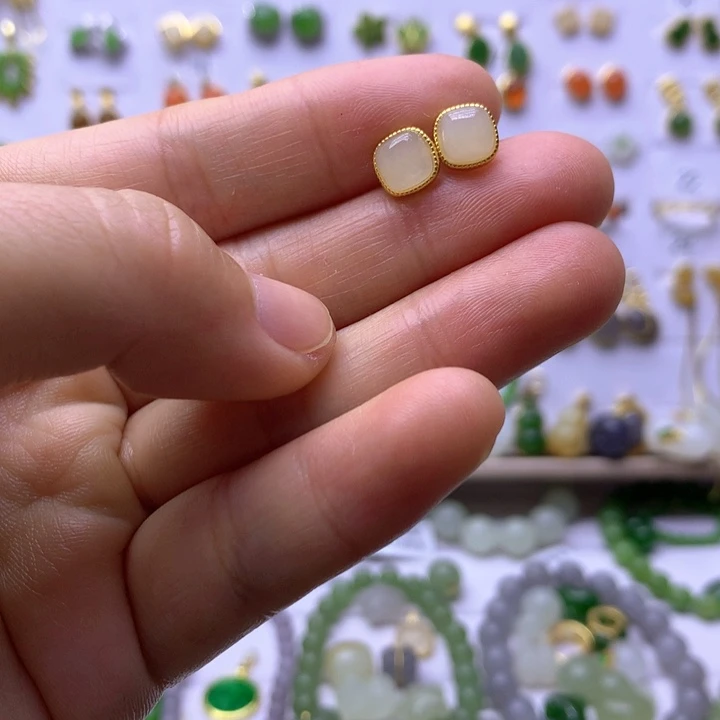 和田玉银S925镶嵌耳饰