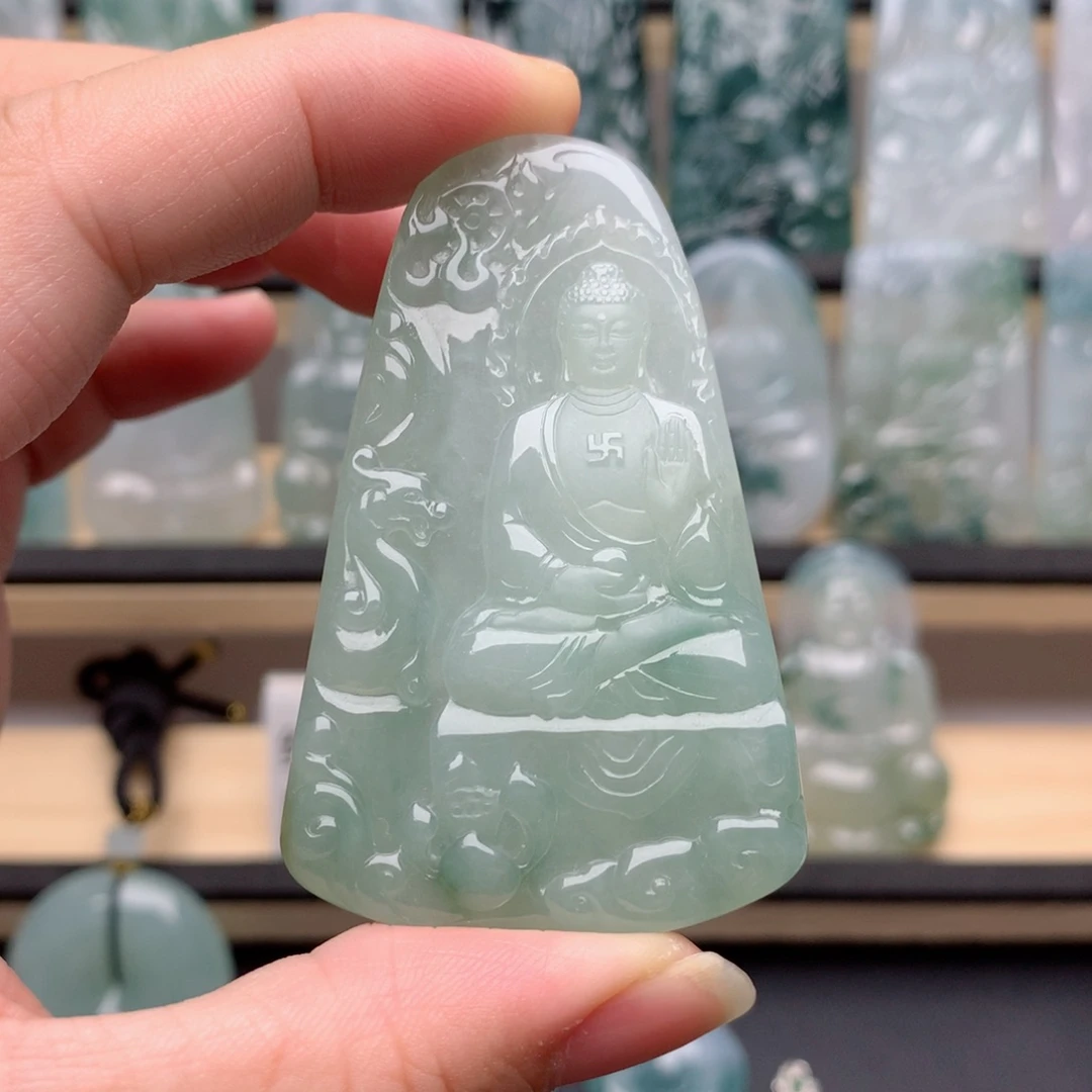 颈饰未镶嵌翡翠阿弥陀佛