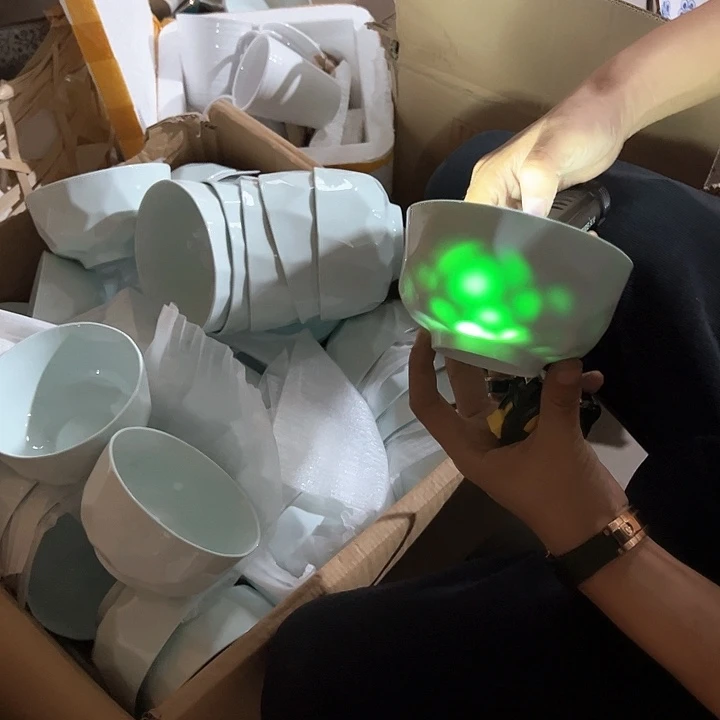 微瑕不退不换不补发 青玉钻石5英寸碗10只