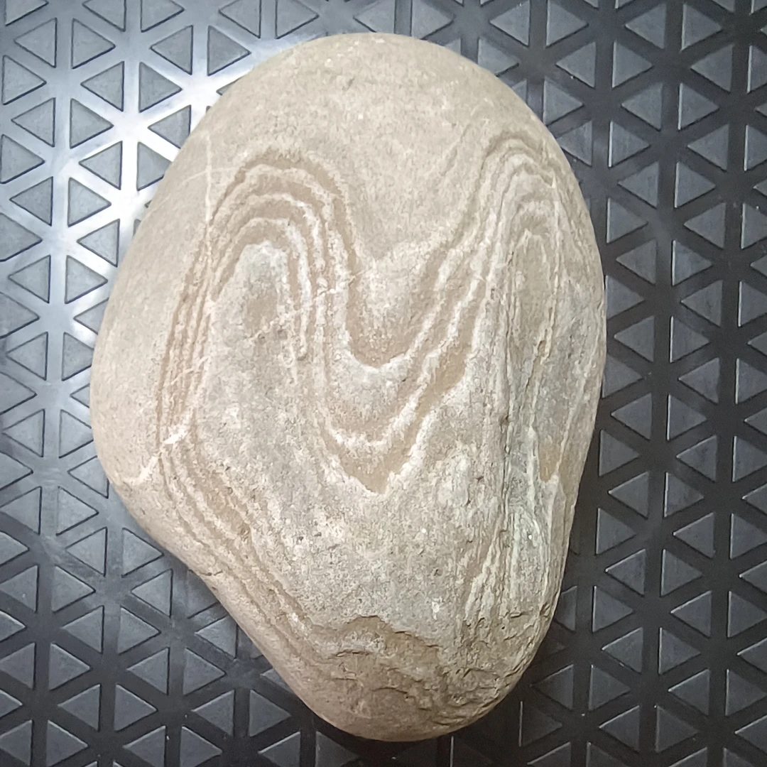 纯天然长江木纹石，使用于各种风水，家庭办公室等，拜见石头