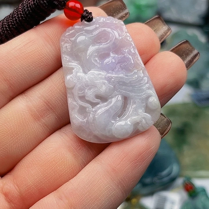 翡翠未镶嵌颈饰挂件