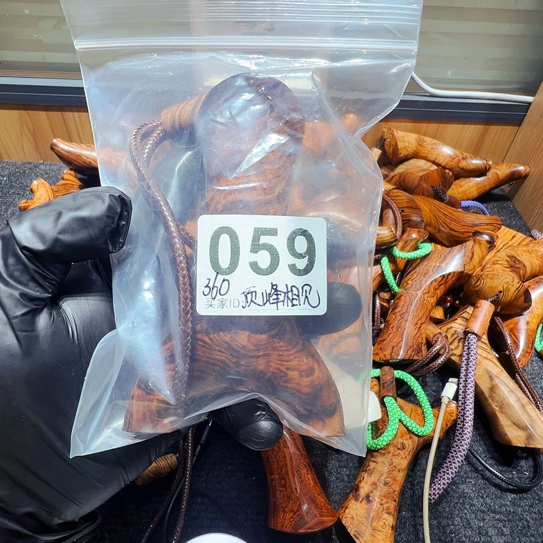 顶***…黄花梨/降香黄檀059