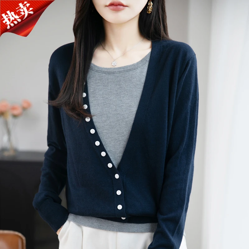 时尚品牌正品精纺V领假两件开衫上衣高级撞色内搭针织衫毛衣女