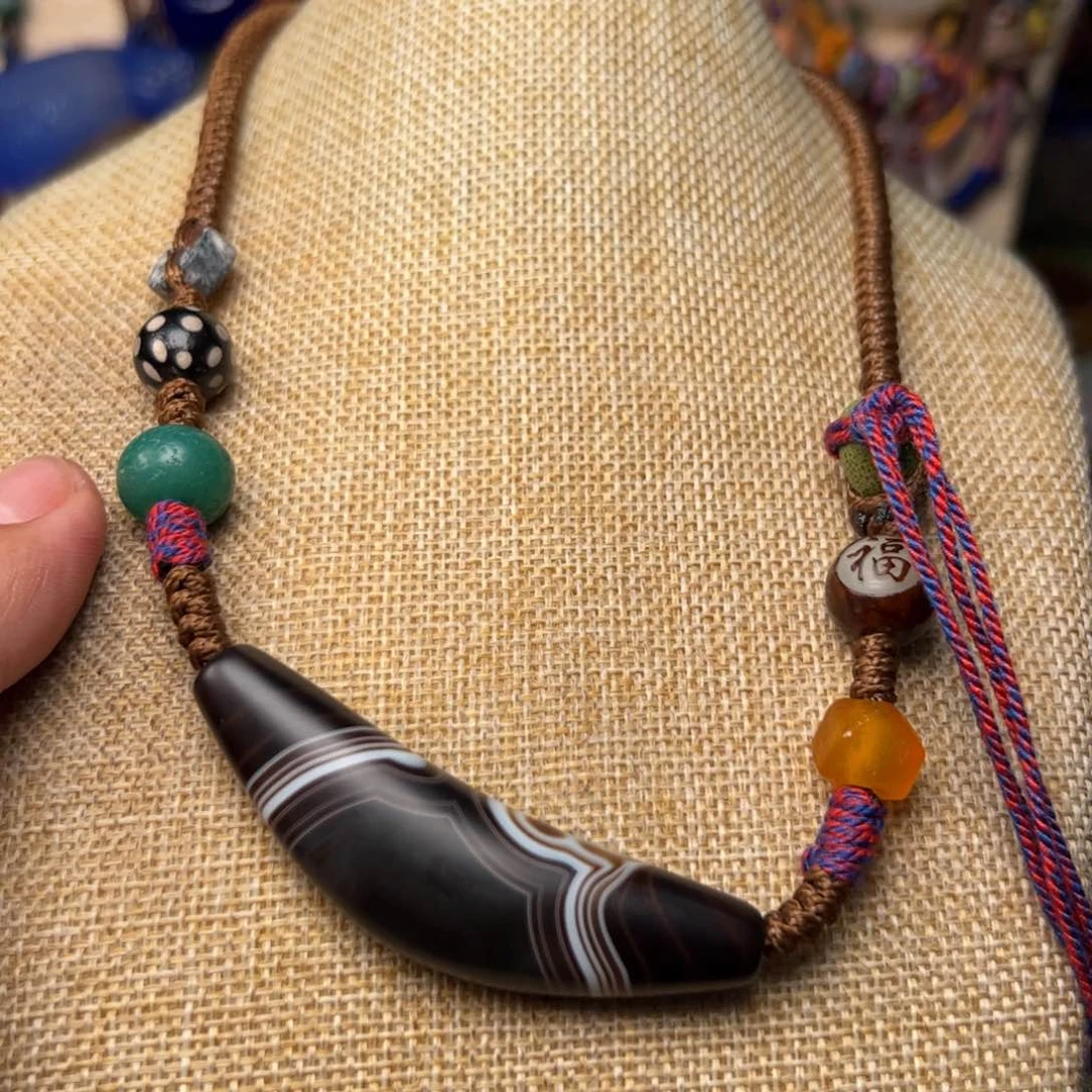 玛瑙/玉髓颈饰未镶嵌